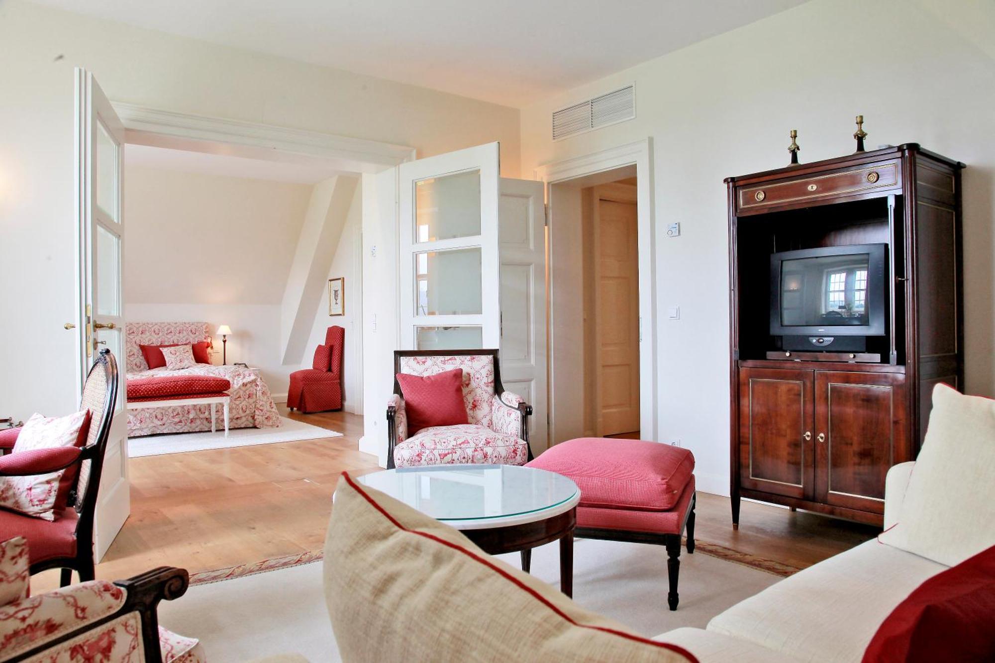 Schlosshotel Muenchhausen Aerzen Exteriér fotografie