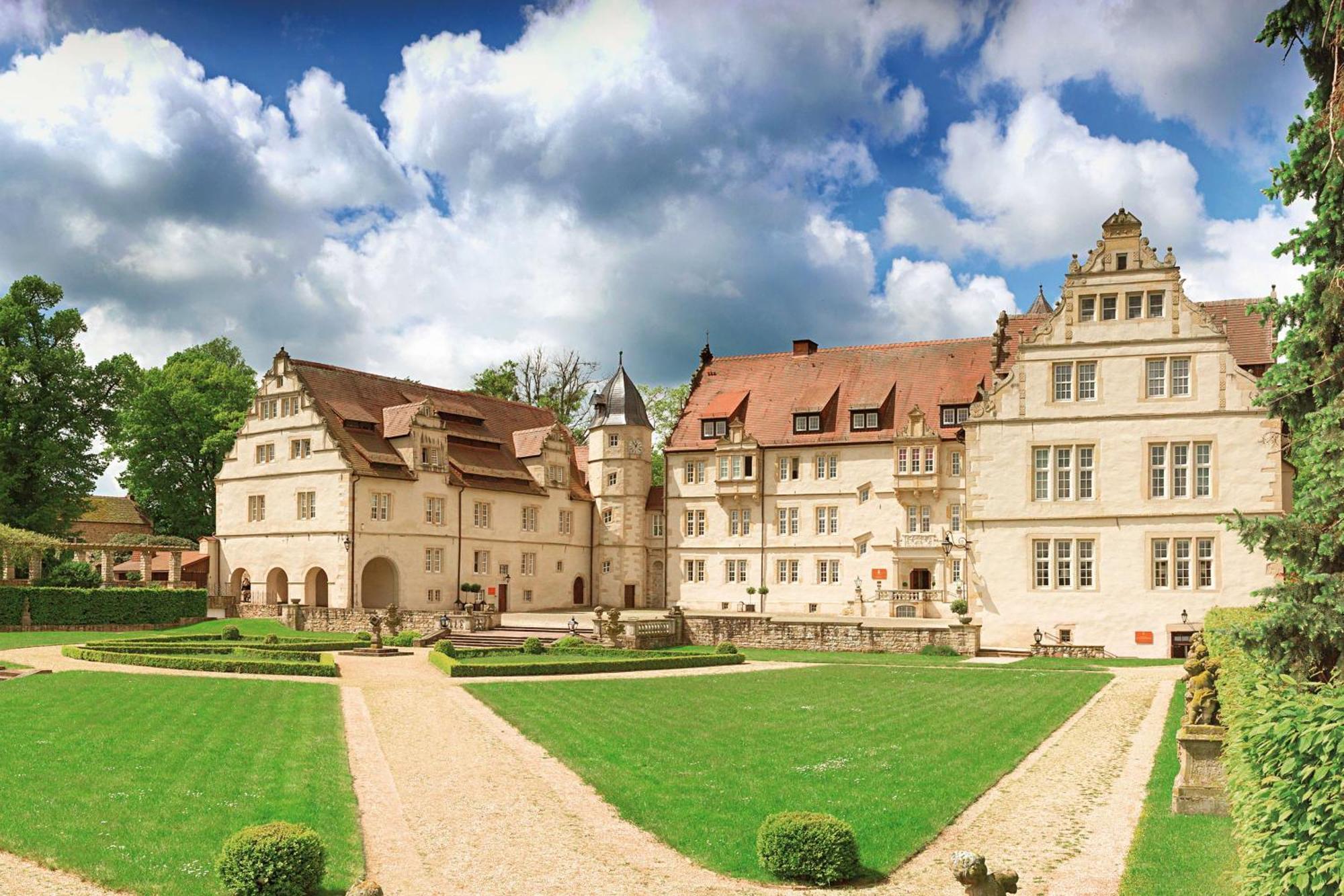 Schlosshotel Muenchhausen Aerzen Exteriér fotografie