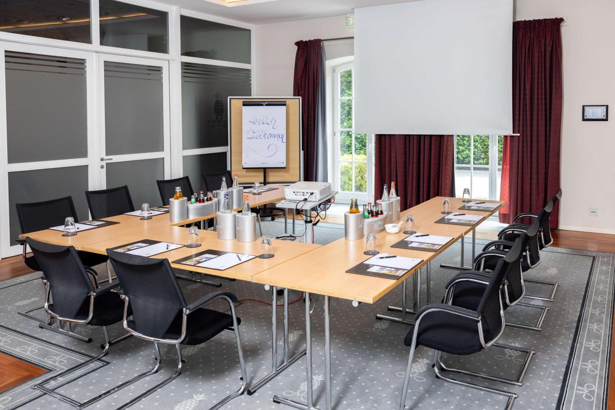 Schlosshotel Muenchhausen Aerzen Exteriér fotografie