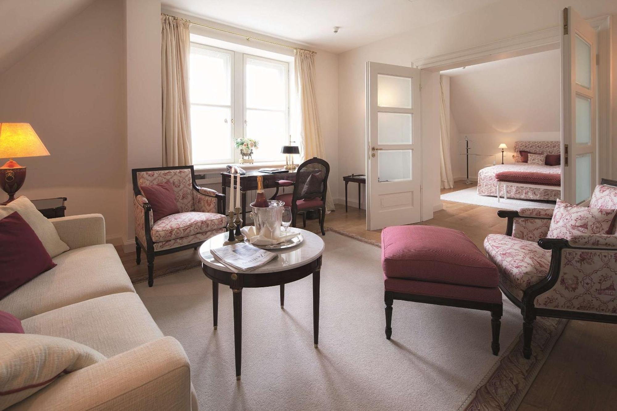 Schlosshotel Muenchhausen Aerzen Exteriér fotografie