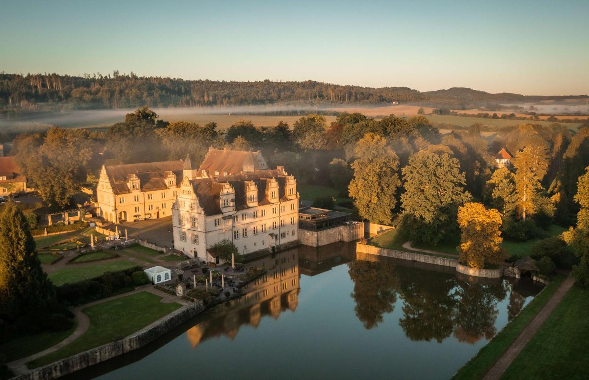 Schlosshotel Muenchhausen Aerzen Exteriér fotografie