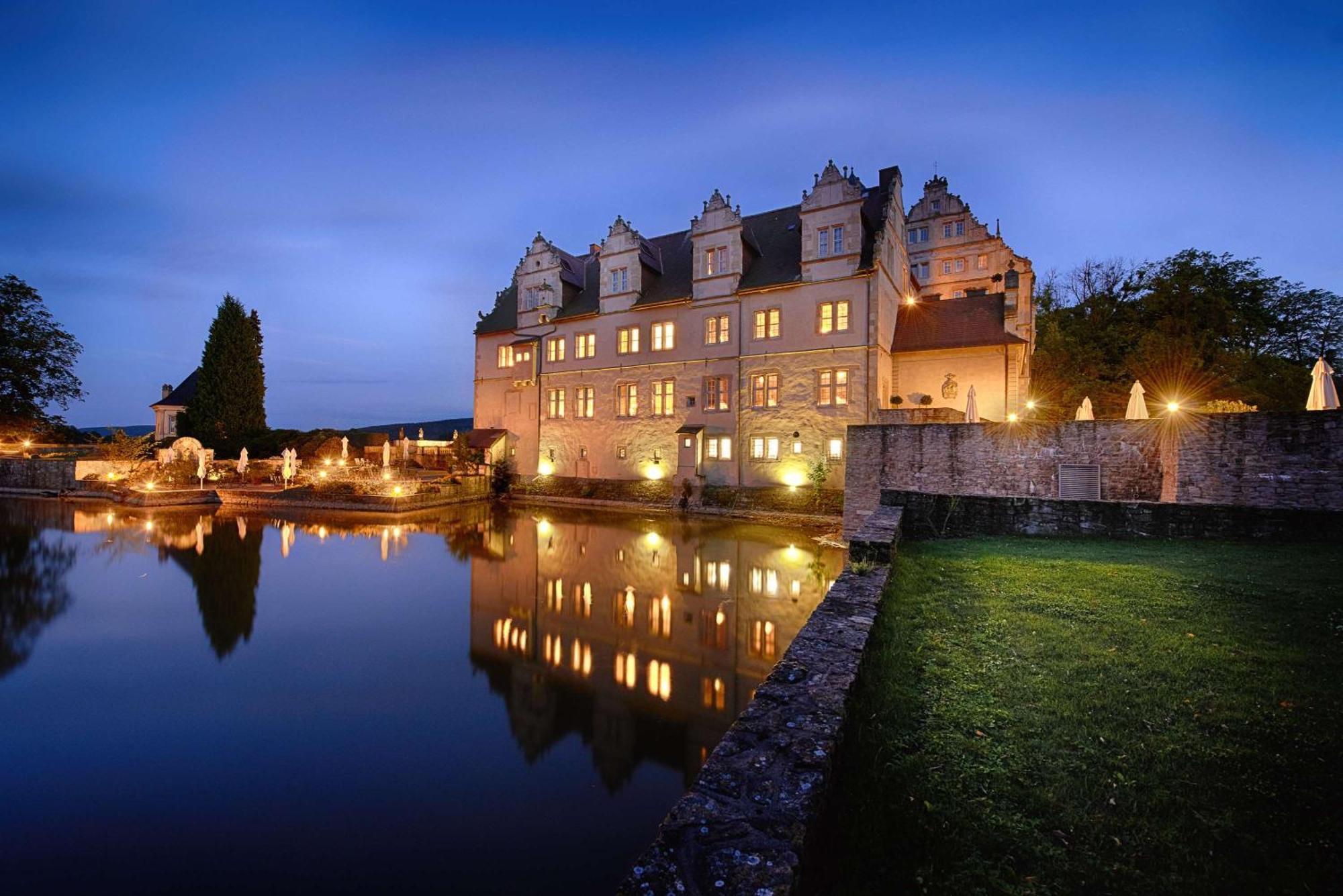 Schlosshotel Muenchhausen Aerzen Exteriér fotografie